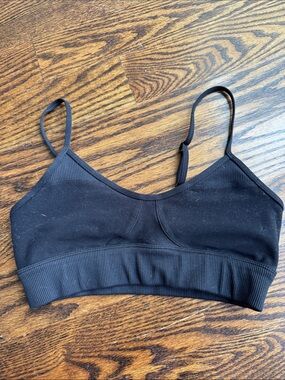 Alo Yoga sports bra